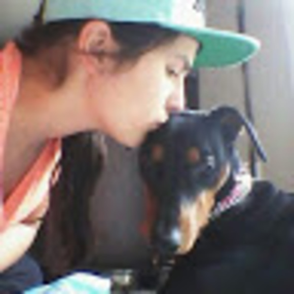 Meet your Posher, Malika - Picture 1 of 1